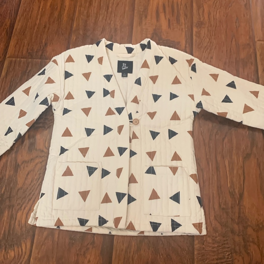 3T New w/o tags Art Class quilted jacket. One button closure and front pockets